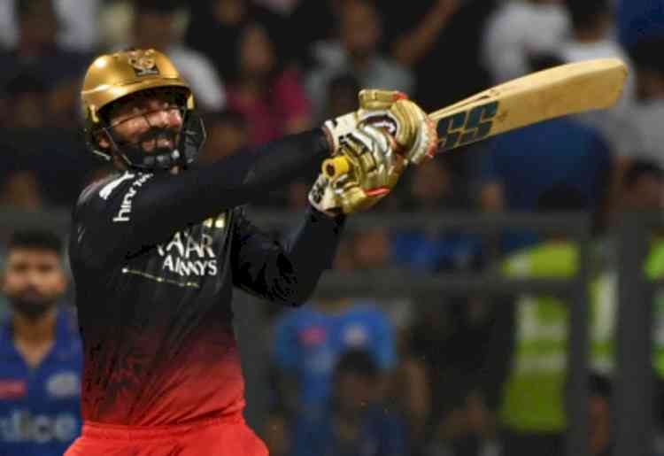 Dinesh Karthik named England Lions batting consultant for India A tour