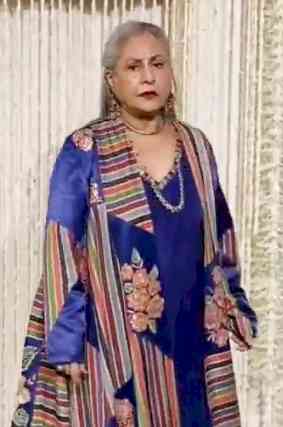 Jaya Bachchan engages in banter with paparazzi at Ira Khan-Nupur Shikhare's reception