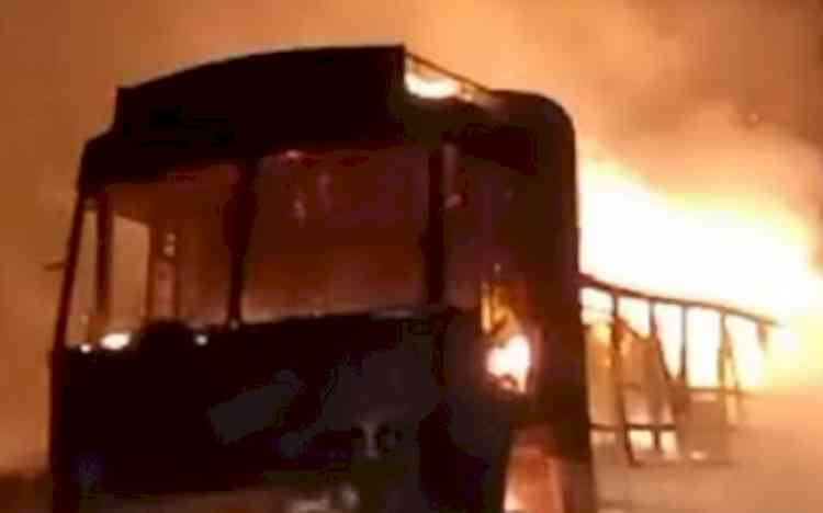 Truck bearing crackers catches fire in UP