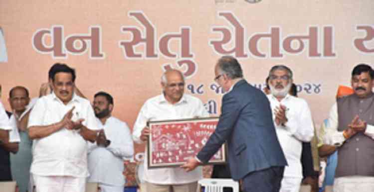 Gujarat CM launches 'Van Setu Chetana Yatra' to woo tribal votes ahead of LS polls