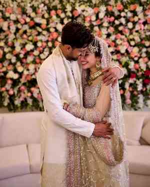 Shoaib Malik ties knot with Pakistan actor Sana Javed