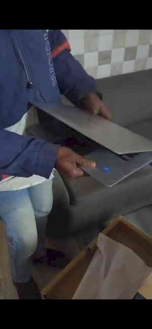 Man orders over Rs 1 lakh laptop from Flipkart, receives 'old discarded' one