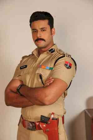 Real-life cops inspired me for 'Mera Balam Thanedaar’: Shagun Pandey