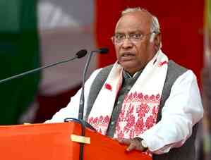 BJP 'scared' by success of Rahul's Bharat Jodo Nyay Yatra: Kharge