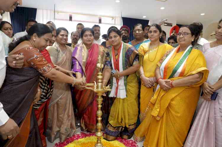 PMJ Jewels launches new store in Khammam