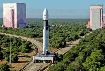 After PSLV and SSLV, ISRO decides to make heavy rocket LVM3 under PPP mode