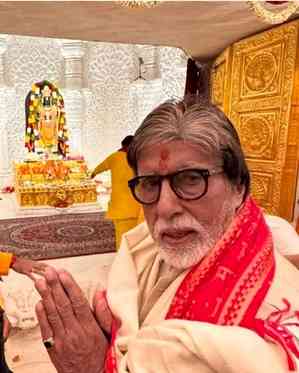 Big B shares picture with Ram Lalla idol in Ayodhya