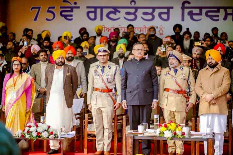 CM bestows chief minister’s medal for outstanding devotion to duty to 14 cops
