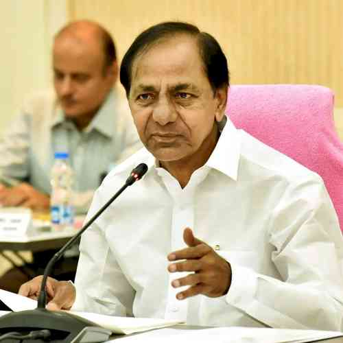 KCR asks BRS MPs to fight for Telangana’s rights