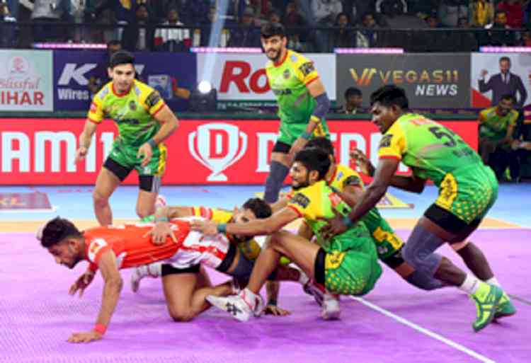 PKL 10: Defence helps Patna Pirates to huge win over Gujarat Giants