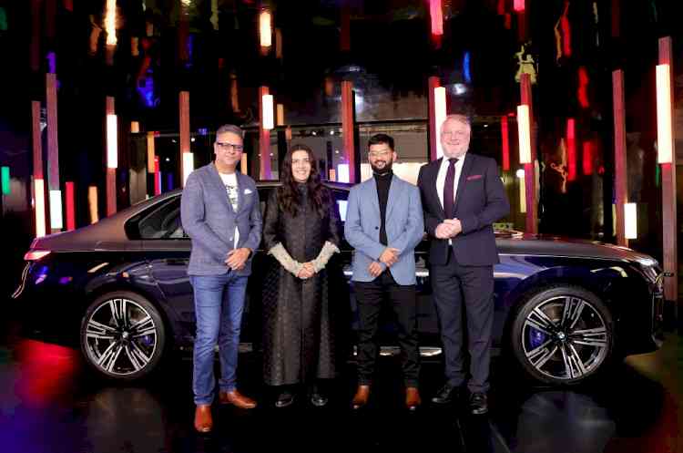 BMW Group India presents India Art Fair 2024  
