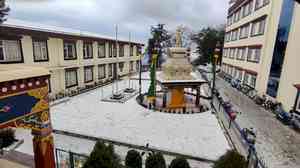 Snow blankets Dalai Lama's abode in Himachal 