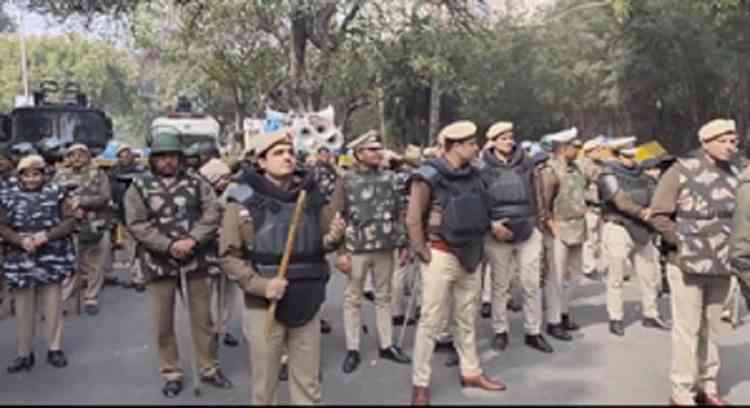 Over 200 BJP, AAP workers detained during protest in Delhi