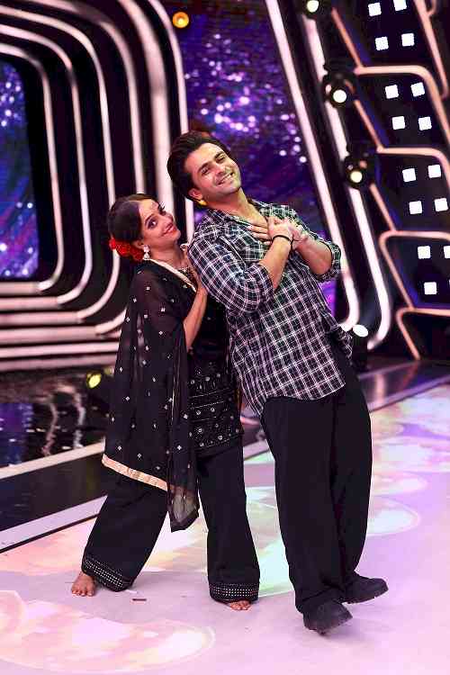 On Jhalak Dikhhla Jaa, Farah Khan praises Shoaib Ibrahim’s act, saying, “This is a Broadway-level performance; feels like I have got the story for Om Shanti Om Part 2 from this act”