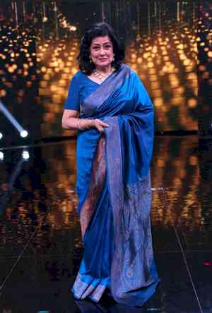 Moushumi Chatterjee recalls eloping from set of her debut film 'Balika Badhu'