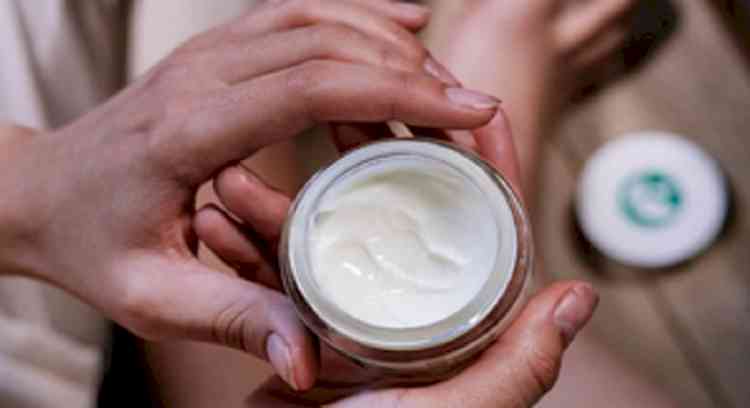 5 Explanations for Peeling Skin