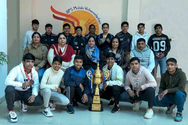 बीपीएस महिला विश्वविद्यालय की खिलाड़ियों ने इंटर यूनिवर्सिटी स्पर्धाओं मे जीते पदक