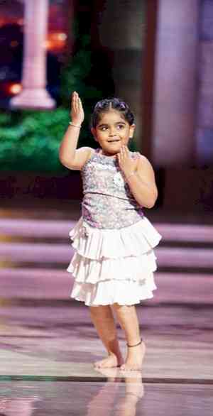 Madhuri Dixit, Suniel Shetty praise 6-yr-old’s performance to Alia’s song ‘Radha’