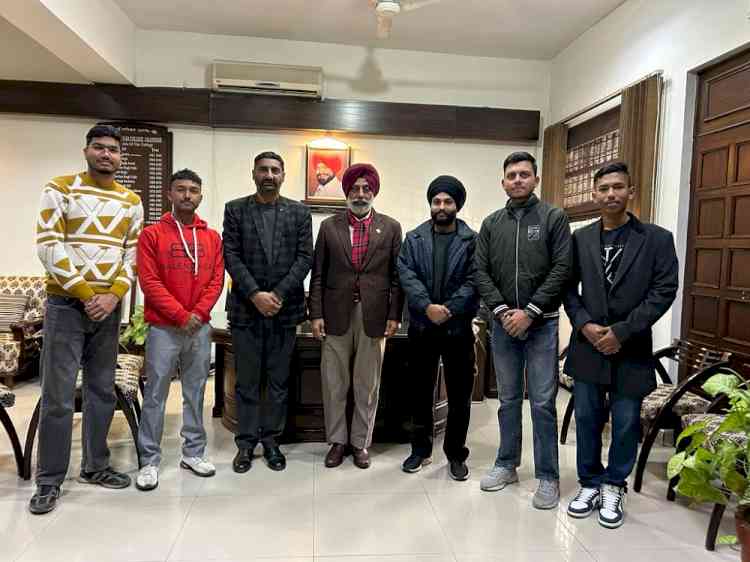 5 Students of Lyallpur Khalsa College attended Inter State Cultural Exchange Program at Odisha