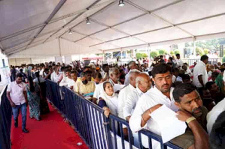 Thousands converge to share grievances with CM Siddaramaiah in 'Jana Spandana' event