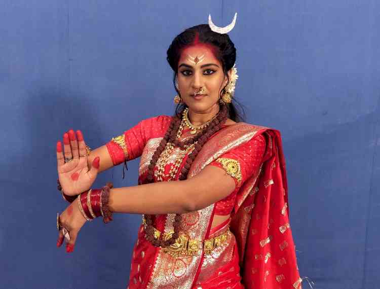 Actress Kshama Deshpande takes charge as a Choreographer in Shemaroo MarathiBana's 'Jogeshwaricha Pati Bhairavnath'