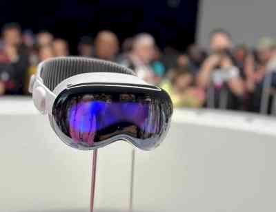 Surgical AR/VR poised for widespread adoption with Apple's Vision Pro launch: Report