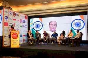  Odisha CM Naveen Patnaik opens Kalinga Literary Festival