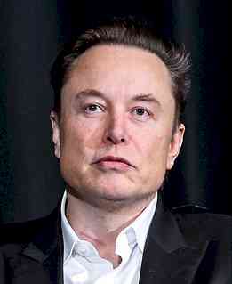 Musk plans to shift 1 mn people to Mars