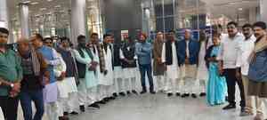 Bihar Congress MLAs return from Hyderabad 