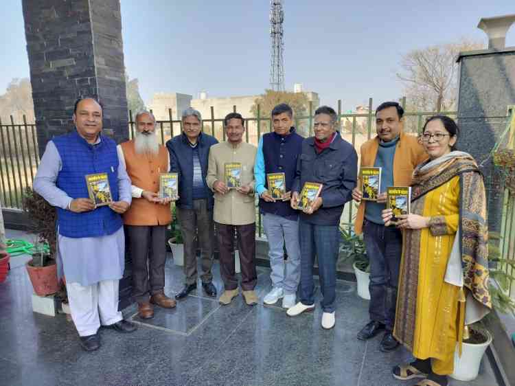 Informal launch of Hindi novel “Kharkiv Ke Khandhar” penned by Dr Ajay Sharma