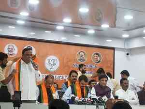 Ex-Maha CM Ashok Chavan joins BJP