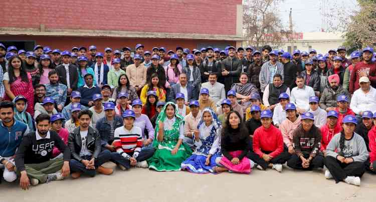 भारत को फिर से विश्व गुरु बनाने के लिए युवाओं का कौशलयुक्त, जिम्मेदार व समर्पित होना आवश्यकः  कुलपति प्रो. नरसी राम बिश्नोई 