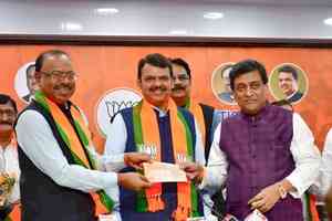 Ashok Chavan’s 'Mumbai Congress chief' gaffe first rattles BJP, then evokes a mirthquake