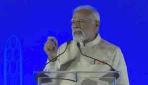 'Bharat, UAE dosti zindabad,' says PM Modi addressing Indian diaspora in Abu Dhabi