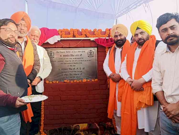 PWD Minister lays foundation stone for reconstruction of Ldh-Malerkotla-Sangrur road worth Rs 105.11 crore