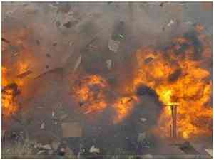 10 killed, 3 injured in explosion in TN firecracker factory  