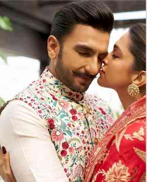 Ranveer Singh just 'loves' Deepika's BAFTA look