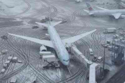 Flight operations resume at Srinagar international airport