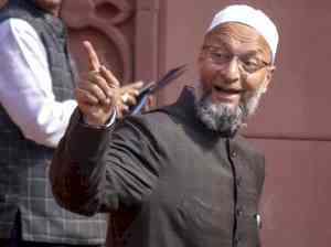 Owaisi urges PM, EAM to bring back Indians 'stranded' in Russia