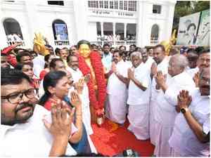 Rich tributes paid to late Jayalalithaa on her 76th birth anniversary 