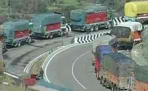 Two-way traffic on Srinagar-Jammu highway resumes with restrictions