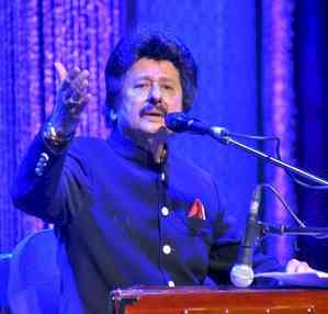 Renowned ghazal singer Pankaj Udhas passes away at 72