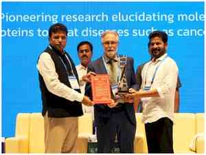 Nobel laureate Prof Semenza receives Genome Valley Excellence Award