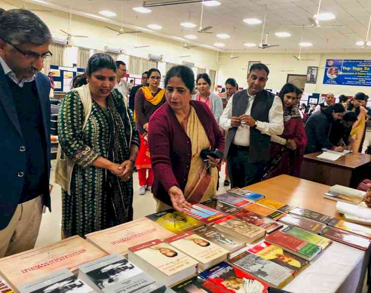 BPSMV VC Prof Sudesh inaugurated the two-day exhibition on the glorious history of Haryana