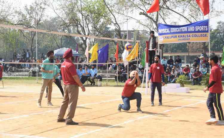 Lyallpur Khalsa College organizes Inter-Staff Volleyball League, Fun and Fitness Events