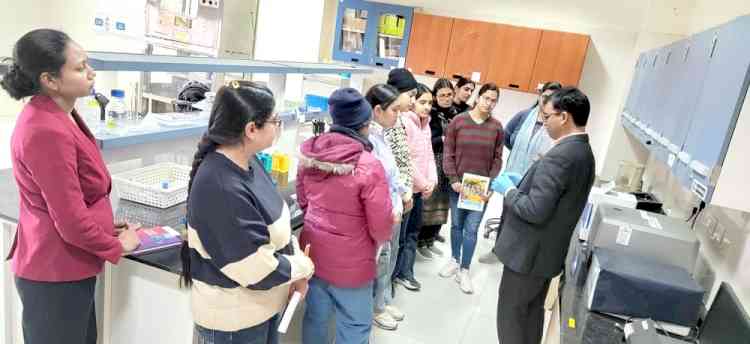 Vet Varsity organizes hands-on training for PG students