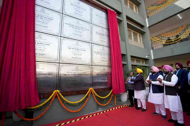 Bhagwant Mann and Arvind Kejriwal dedicate 13 schools of eminence in Punjab