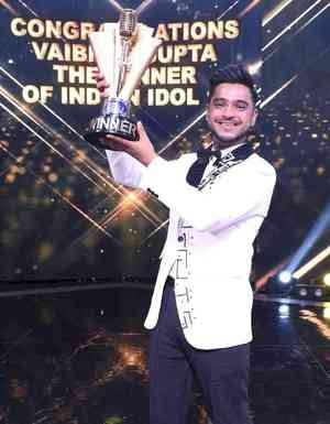 Kanpur's Vaibhav Gupta wins 'Indian Idol 14', sings 'Joru Ka Ghulam' with Sonu Nigam