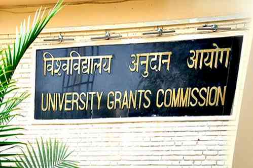 Students enrolled in UG programmes under CBCS eligible for FYUP  
