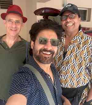 Chandan Roy Sanyal goes to Chennai to meet his acting guru Tim Supple